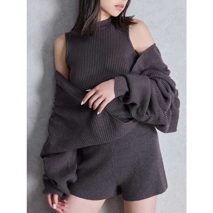 チャコールグレー | アームギャザーレイヤードニットロンパース | GYDA