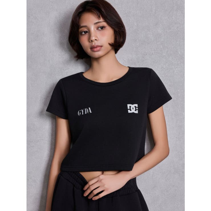 ブラック | GYDA×DC SPARKLE LOGOショートTシャツ | GYDA