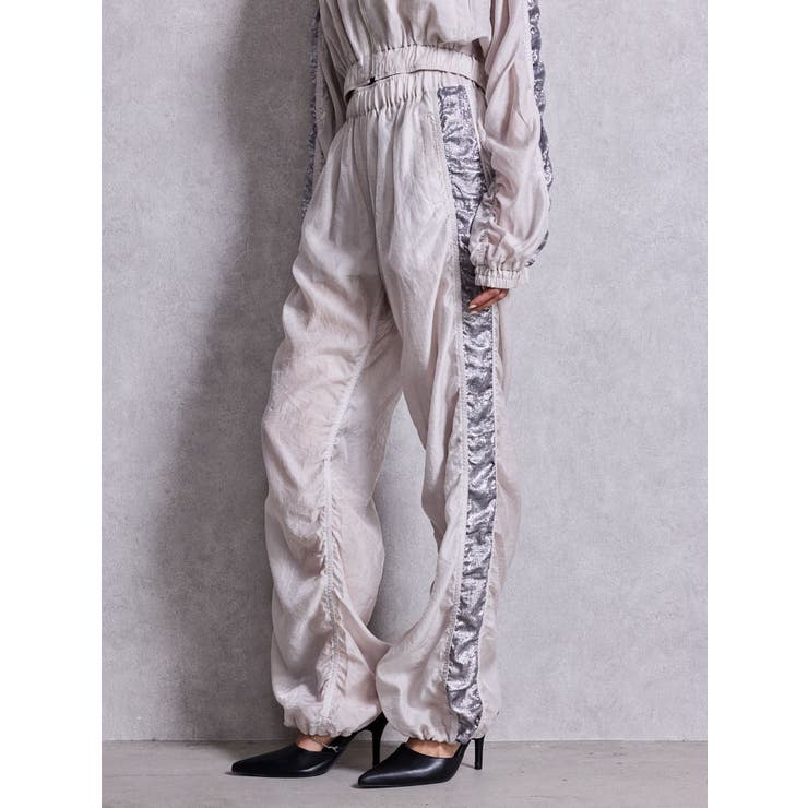 アイボリー | sacred edge cross shinyギャザーパンツ | GYDA