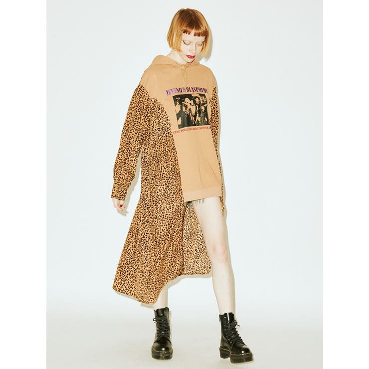 Dragons ×BEAUTY&YOUTH フーディ 1200024S1719_m1_a013.jpg