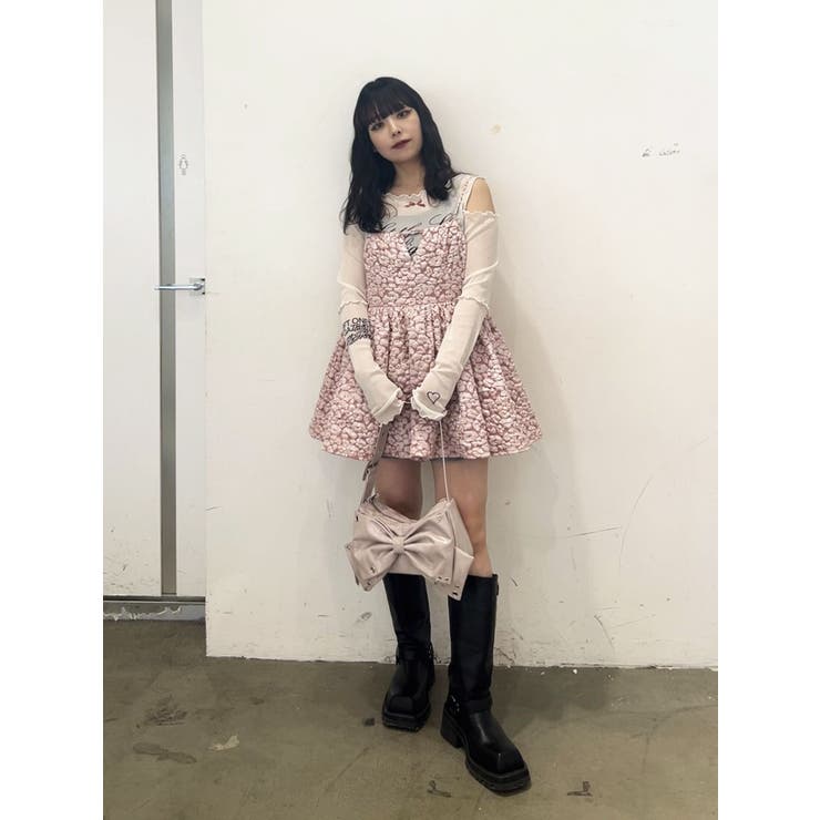 カットアウトグラフィックシアートップス[品番：MKSW0065116]｜jouetie