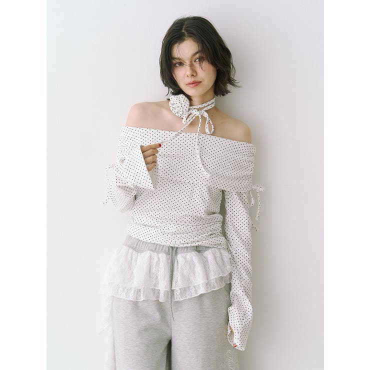 オフホワイト | フレアスリーブオフショルトップス | jouetie