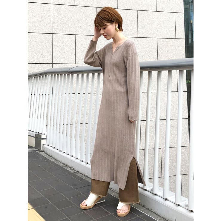 ネックデザインニットワンピース[品番：MKSW0027114]｜Ungrid