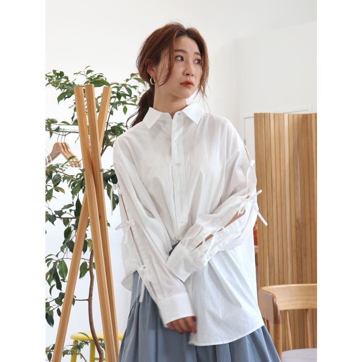 オフホワイト | ショルダーデザインビッグシャツ | Ungrid