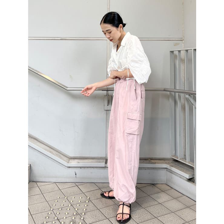 UNGRID／アングリッド ナイロン混ミリタリーカーゴパンツ Ungrid（アングリッド）の「ナイロン混ミリタリールーズパンツ