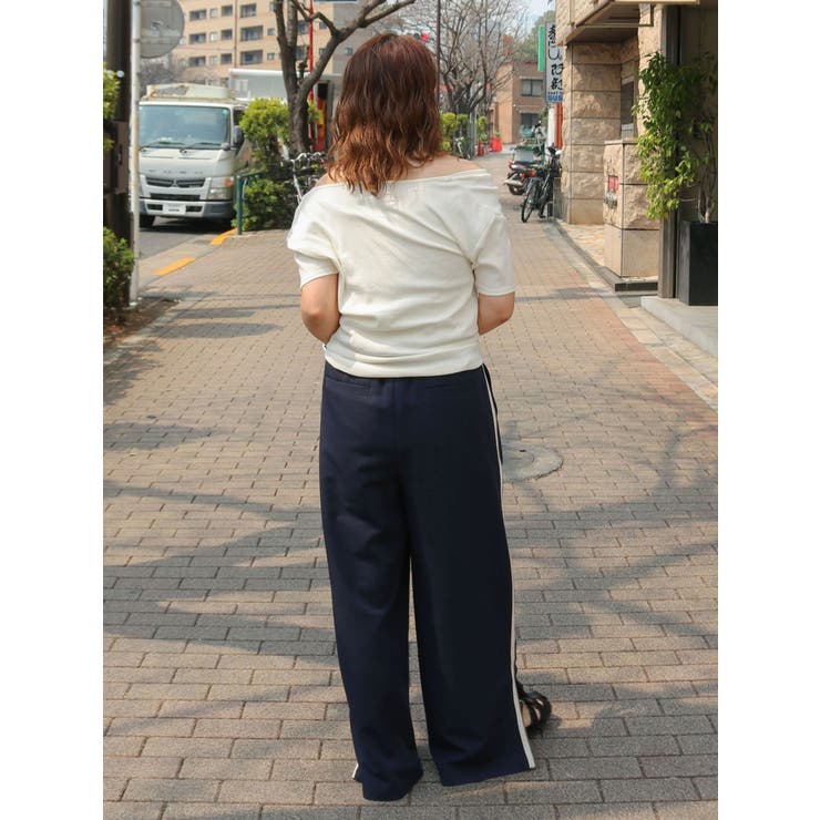 タックデザインオフショルTee | Ungrid | 詳細画像15 