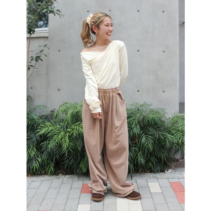 タックデザインオフショルロングスリーブTee[品番：MKSW0066353