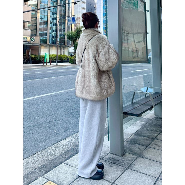 ボリュームデザインファーコート[品番：MKSW0067018]｜Ungrid（アン