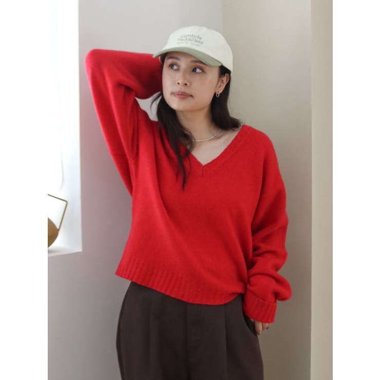 レッド | ラムウールVネックニット | Ungrid
