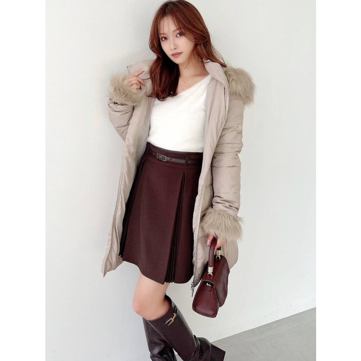 フェミニン ♡ 新品 タグ付き パターンフィオナ 女優風 フード付き コート フェミニン ♡ 新品 タグ付き パターンフィオナ 女優風 フード