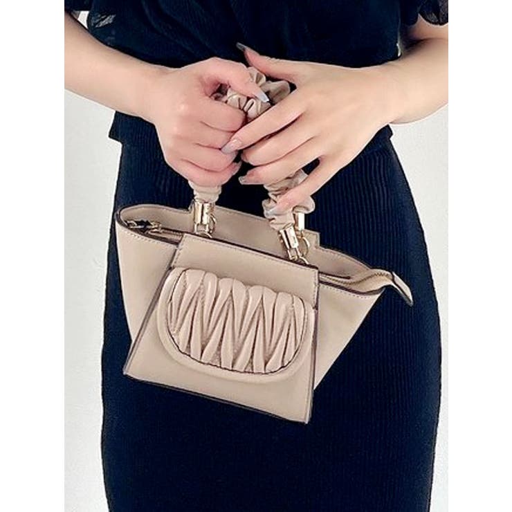 ウェーブキルティングギャザーバッグ[品番：MKSW0049943]｜RESEXXY