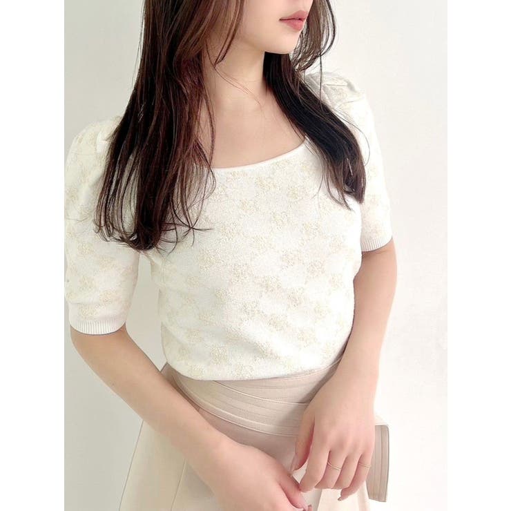 ホワイト | エンボスロゴニットトップス | RESEXXY