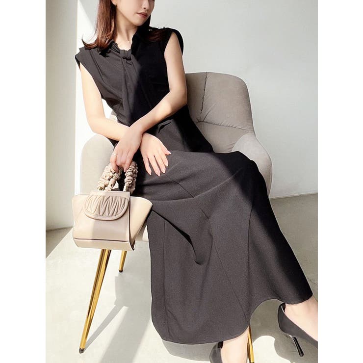 10万✨未使用 フォクシー シャツワンピース 24年新作 完売品 ベージュ 42 FOXEY 新品同様 フォクシー 2023年製 DINAH ノースリーブ ドレス