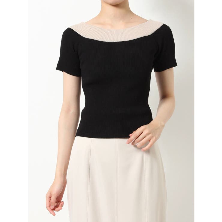 オフショルトップス GYDA tシャツ Square gyda エンボス オフショル トップス