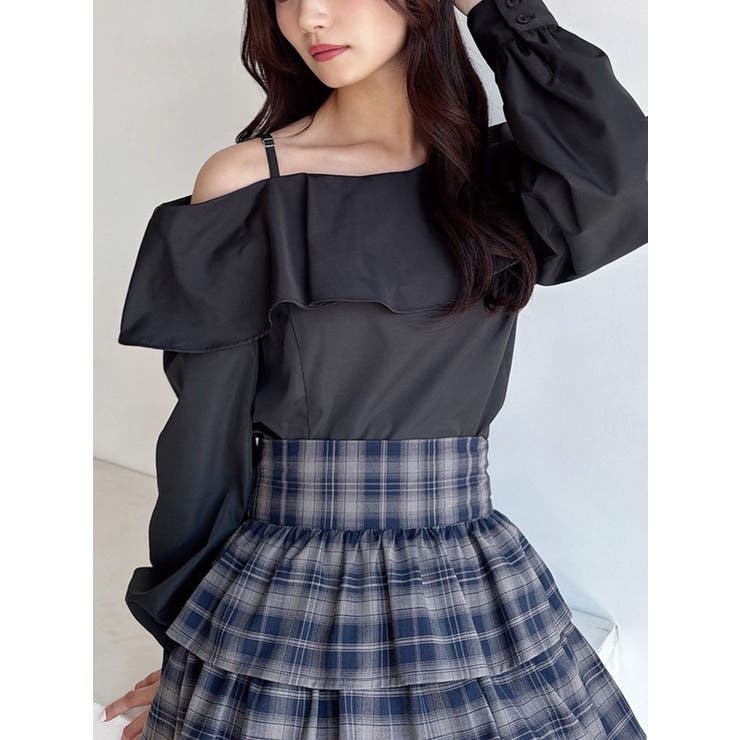 ブラック | アシンメトリーラッフルブラウス | RESEXXY