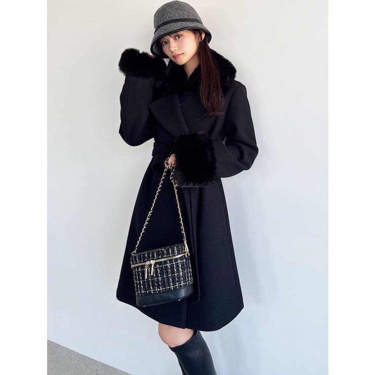 hrmoemi【新品未使用タグ付】リゼクシー シャイニー ファー シャイニーファークロップドブルゾン｜リゼクシー（RESEXXY