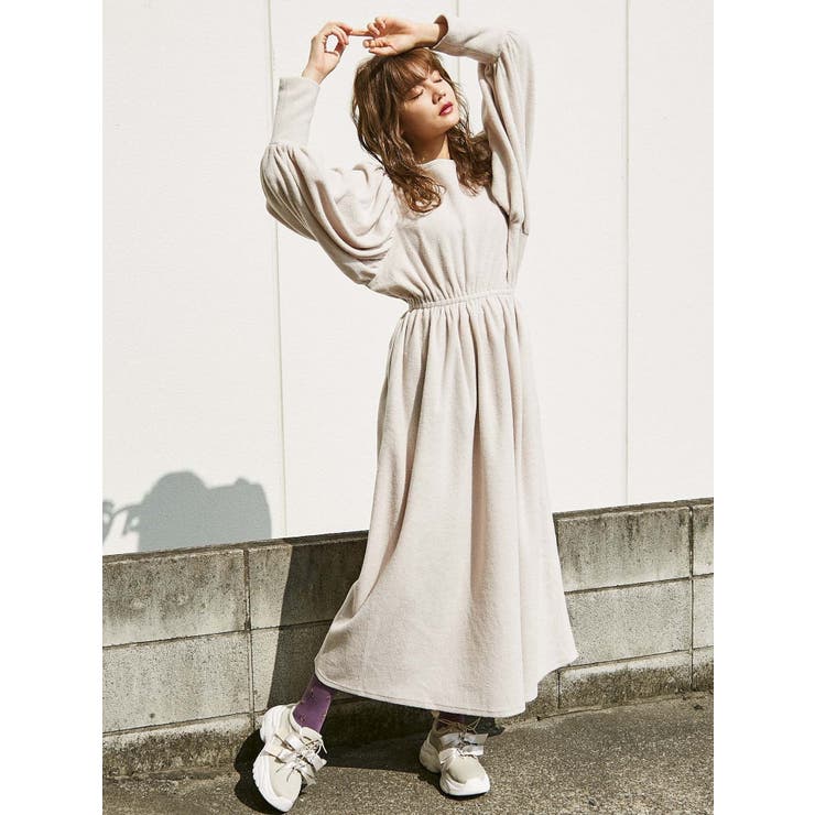 近年デイジーリン　洗える　トリアセ　ギャザーフリルワンピース　ノースリーブ　白M 近年デイジーリン 洗える トリアセ ギャザーフリルワンピース