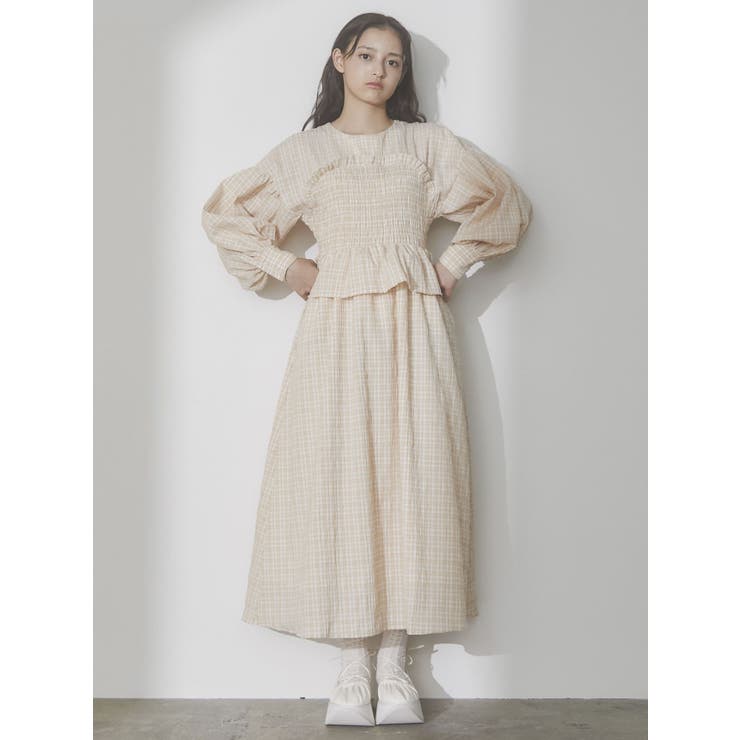 シャーリングペプラムワンピース[品番：MKSW0055390]｜merry