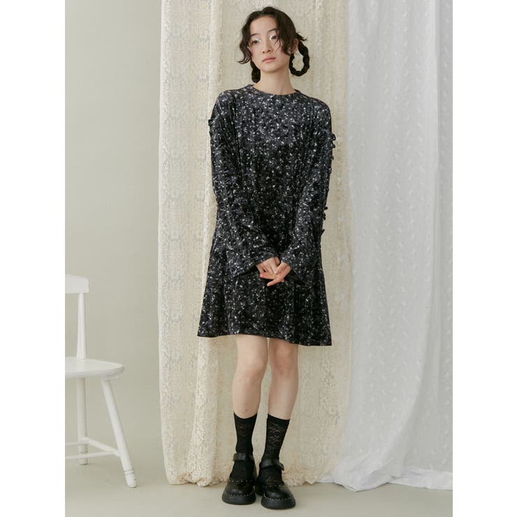 flowerベロアミニワンピース[品番：MKSW0058731]｜merry jenny