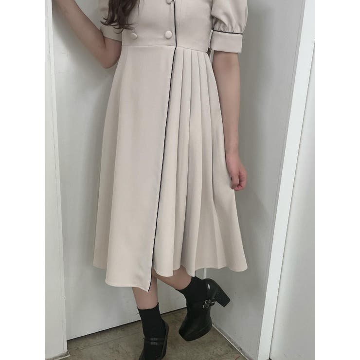 美品♪ マカフィー リネンラミードットボタンワンピース ホワイト 日本製 美品♪ マカフィー リネンラミードットボタンワンピース