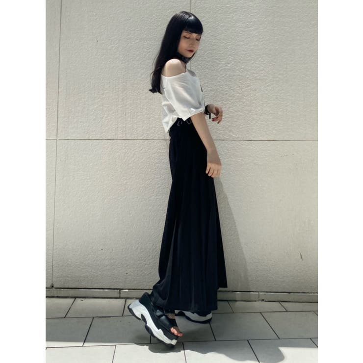 極美品☺︎ ナラカミーチェ サイドプリーツワイドパンツ ネイビー 極美品☺︎ ナラカミーチェ サイドプリーツワイドパンツ ネイビー