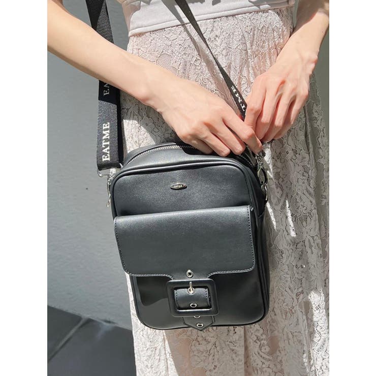 EATME ベルテッドショルダーバッグ 新品同様 EATME ベルテッドショルダーBAG（ブラック） -靴＆ファッション通販