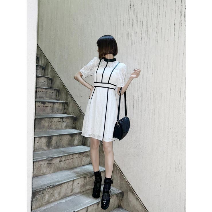 美品 EATME イートミー フェイクレザーコンビレースワンピース コスプレ 黒 美品 EATME イートミー フェイクレザーコンビレースワンピース