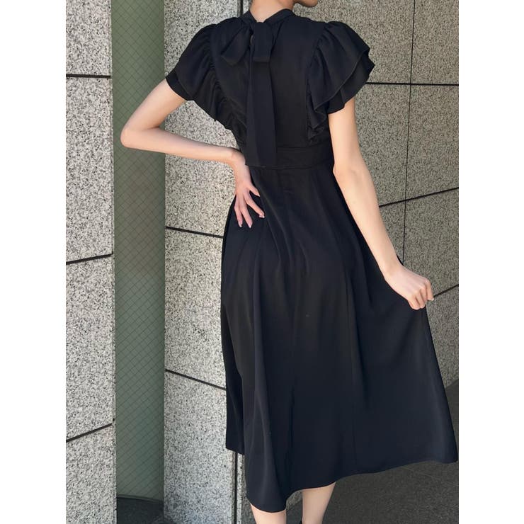バックリボンピンタックワンピース[品番：MKSW0051274]｜EATME 