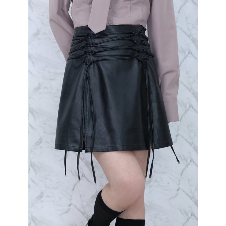ブラック | フェイクレザーレースアップミニスカート | EATME