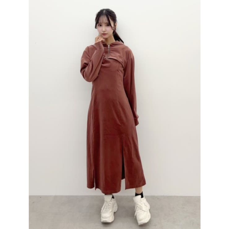 2回着 TO BE CHIC べロアパーカー ベージュ 44 宅急便送料込み