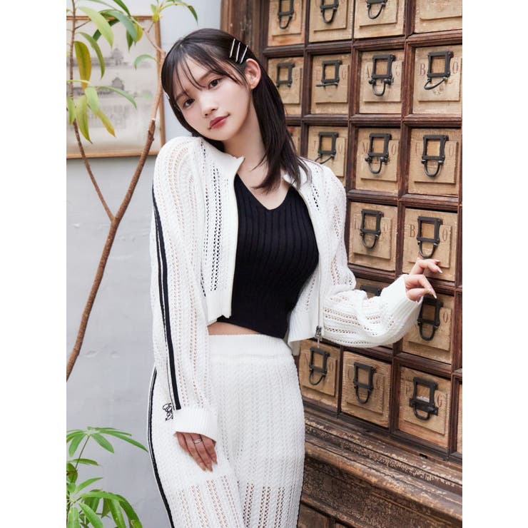 SHE Tokyo Amelie ニット　ホワイト　サイズ1 SHE Tokyo Amelie ニット ホワイト - メルカリ