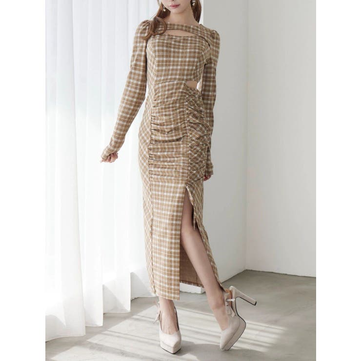 ベージュ | デコルテチェックワンピース | EATME