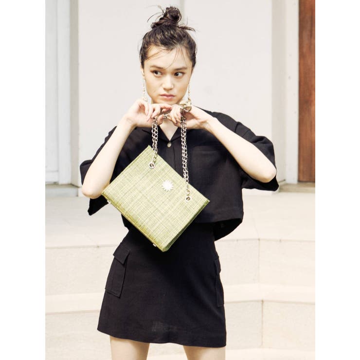 スクエアチェーンショルダーBAG[品番：MKSW0036926]｜EVRIS（エブリス