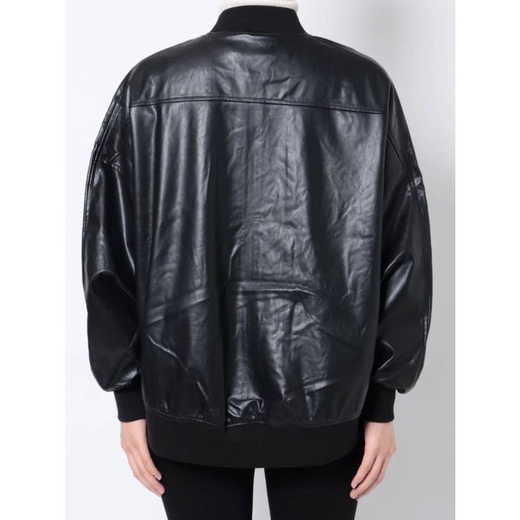 PUMA】T7 オーバーサイズフェイクレザーボンバー[品番：MKSW0048258