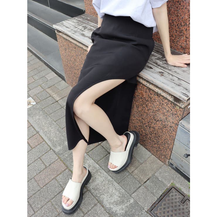 美品】新品 未使用 タグ付 ふりふ ロングスカート ネコツバキドリ  