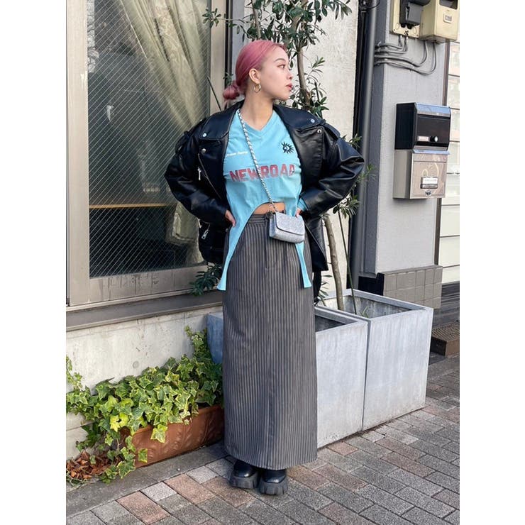 EVRIS ユニフォームグラフィックガーターTシャツ（ホワイト