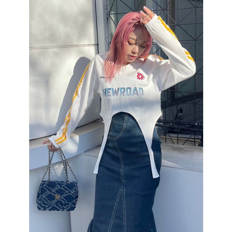 EVRIS ユニフォームグラフィックガーターTシャツ（ホワイト