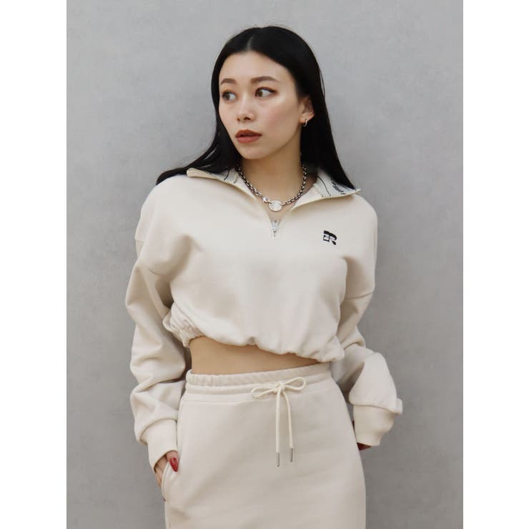 ホワイト | ロゴラインハーフジップショートスウェットトップス【セットアップ着用可能】 | EVRIS