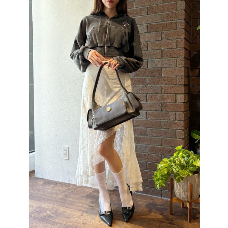 【新品 タグ付き】黒 クロップドパーカー【EVRIS】 EVRIS パーカー ダメージスウェットクロップドパーカー