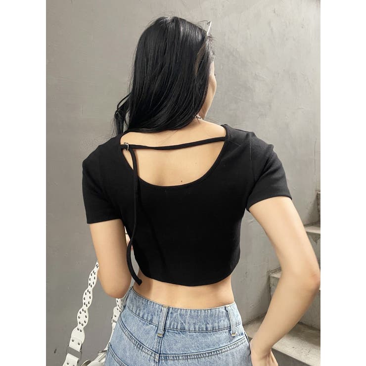 ブラック | ワンポイントバックストラップTシャツ | EVRIS