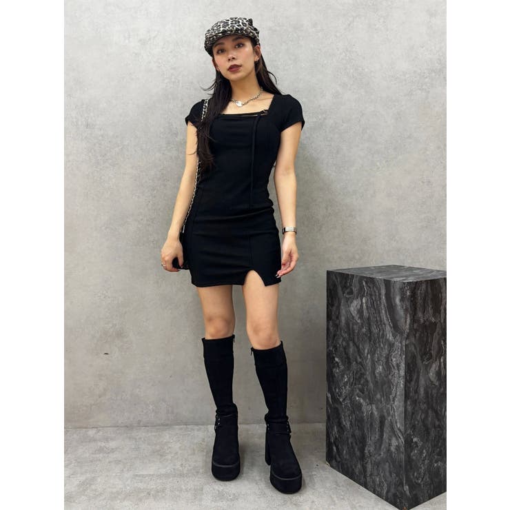 EVRIS エヴリス カットタイトミニワンピース ブラック エヴリス EVRIS リンガーストラップミニワンピース （ネイビー