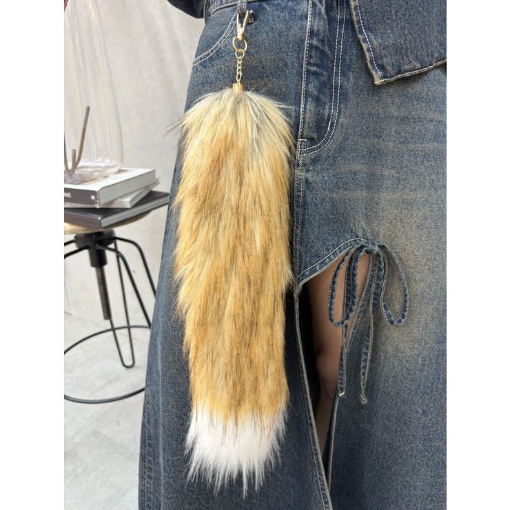 BIGフェイクファーしっぽチャーム | EVRIS | 詳細画像1 