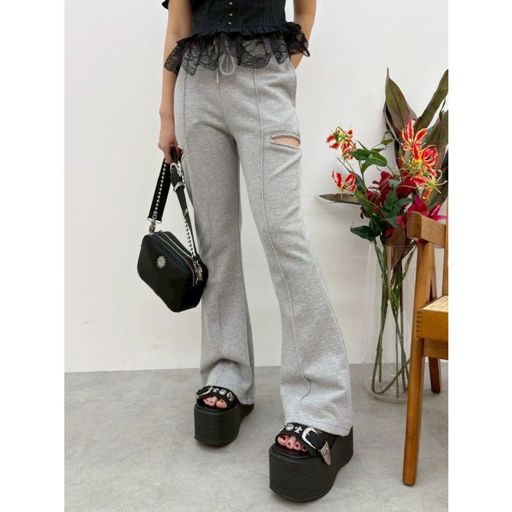 グレー | ビジューカッティングスウェットフレアパンツ | EVRIS