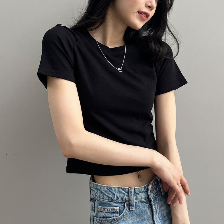 ショルダーカットアウトショート丈Tシャツ 春 韓国トップス[品番