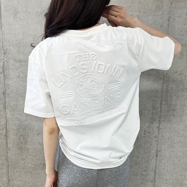 ホワイト | エンボス加工ロゴTシャツ | me Jane