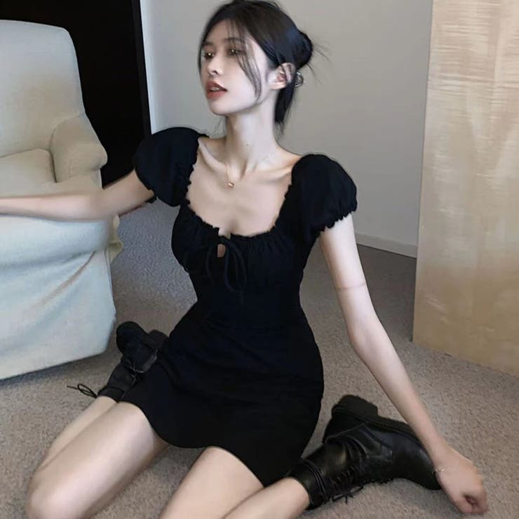 スクエアネックリボンミニワンピース[品番：MJNW0002734]｜me Jane  