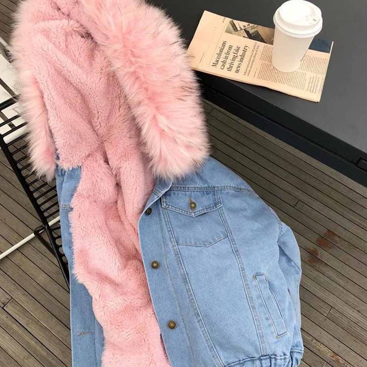 フェイクファーフード付き裏ボアデニムジャケット[品番：MJNW0001743