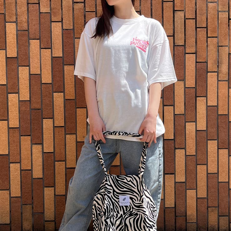 バックビックプリントピンクパンサー半袖Tシャツ 春 韓国 バックビックプリントピンクパンサー半袖Tシャツ 春 韓国