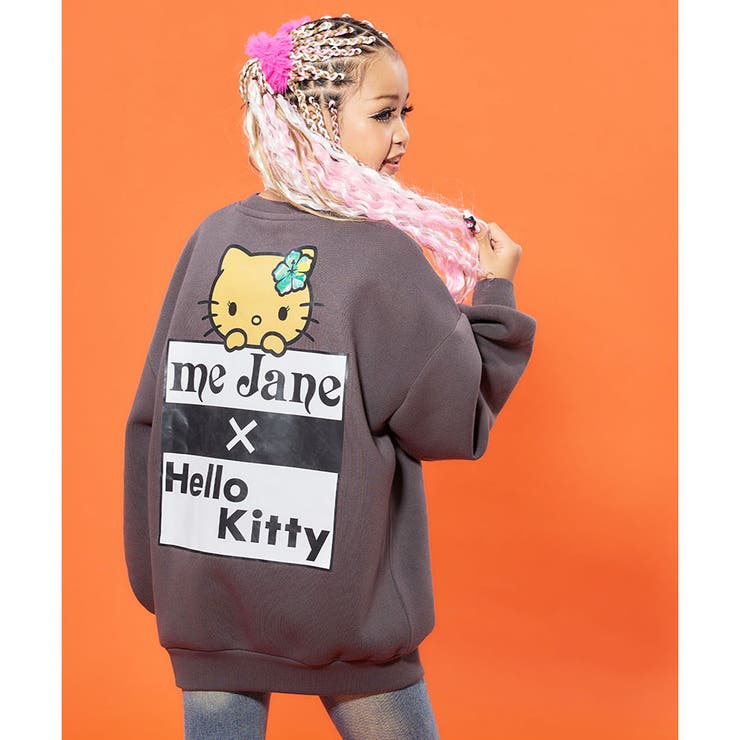 チャコールグレー | 【HELLO KITTY×meJane】裏起毛バックプリントBIGトレーナー | me Jane