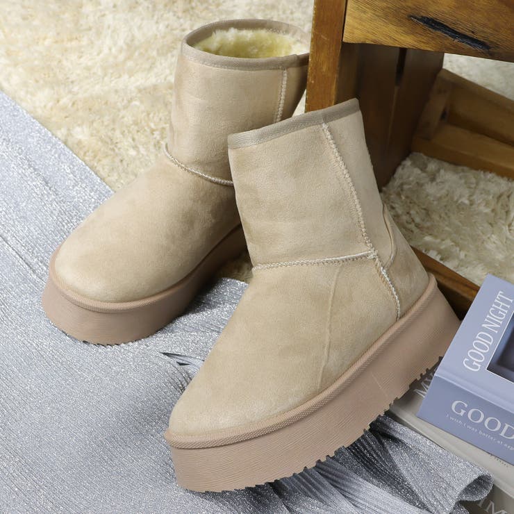 ベージュ | 4cmソール ボア 裏起毛 厚底ファーブーツ ☆6363 | LibertyDoll
